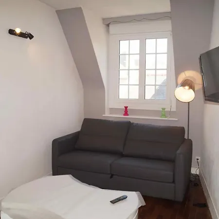 Intramuros La Coudre Апартаменты *
